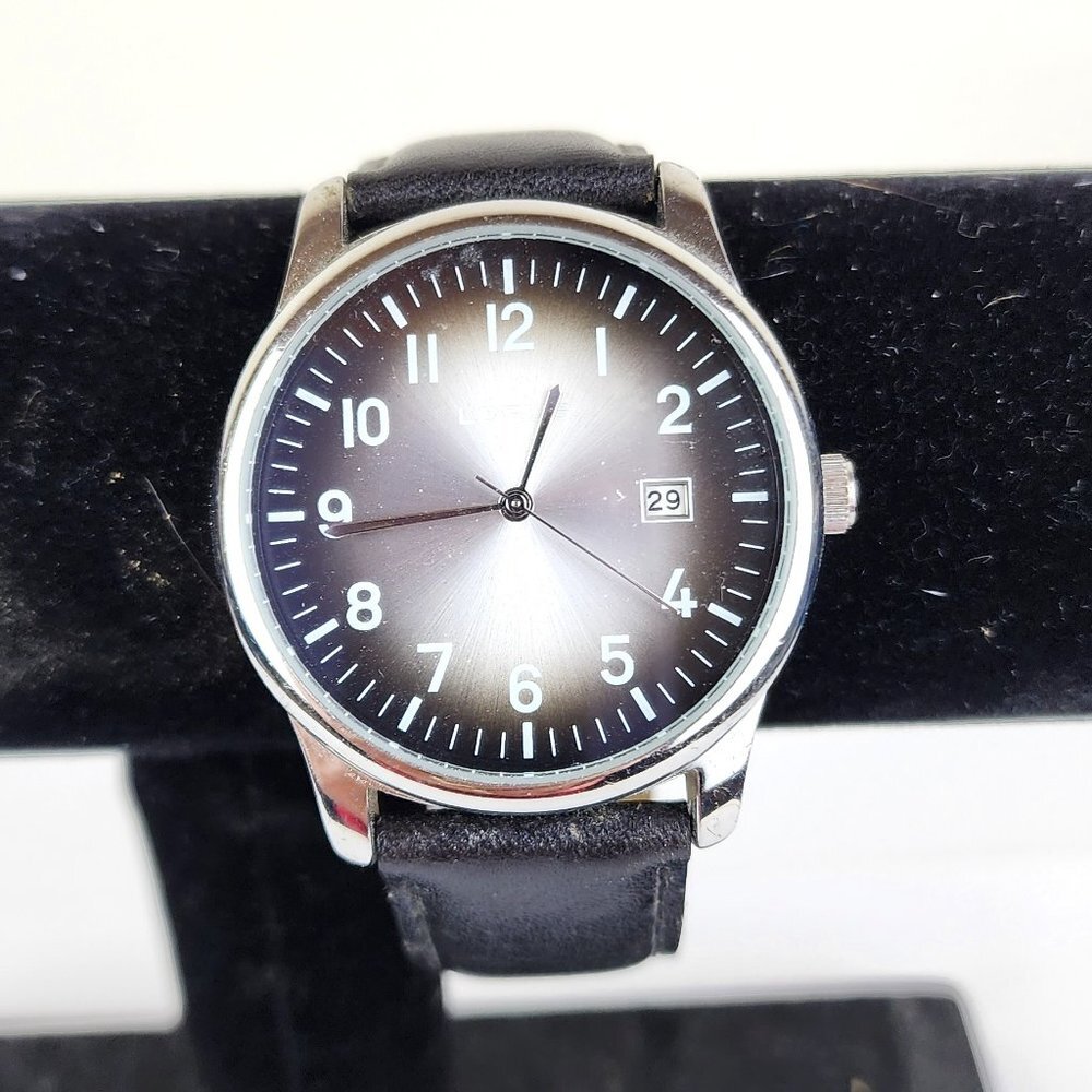 Lorus Quartz Date Watch LR0685 Leather Band UNTESTED